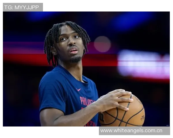 马克西上半场表现全面11投4中贡献12分3篮板4助攻1抢断1盖帽