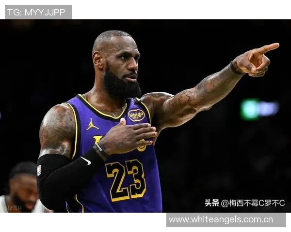 詹姆斯坦言休赛期专注身体调理迎接新赛季挑战 詹姆斯坦言休赛期专注身体调理迎接新赛季挑战