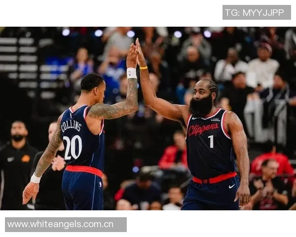 比尔期待快船新篇章渴望直接融入训练营全力争胜 比尔期待快船新篇章渴望直接融入训练营全力争胜