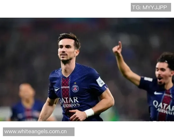 扑点神勇萨福诺夫助巴黎两战点球大战成功扑出六球展现实力