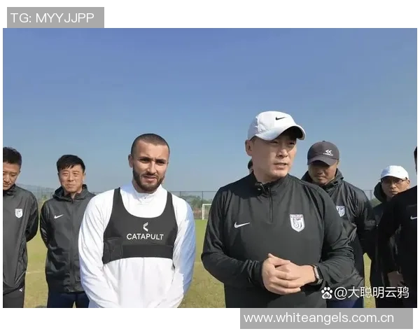 大连英博迎来拉布亚德归队训练全力备战明日集结