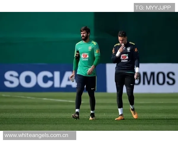 莱因克尔评论里沙利松脱衣庆祝行为引发补时延长的争议 莱因克尔评论里沙利松脱衣庆祝行为引发补时延长的争议