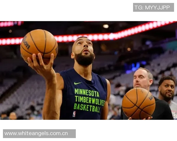 戈贝尔:团队合作是我争夺第五座最佳防守球员奖的关键心态 戈贝尔:团队合作是我争夺第五座最佳防守球员奖的关键心态