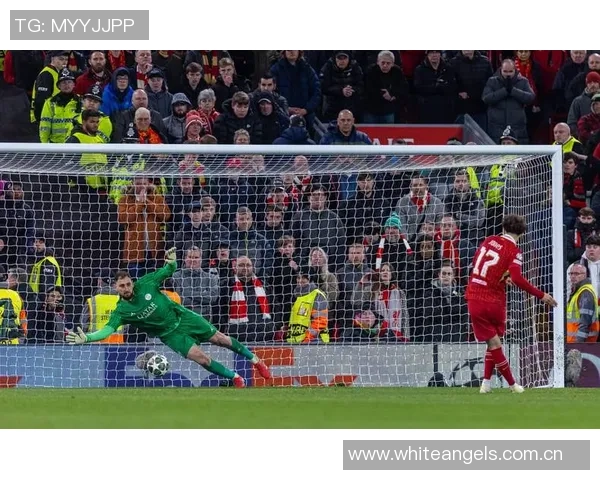 去年欧冠小组赛后前八名分析仅一队最终未能晋级前八的启示