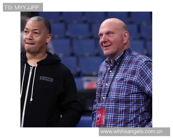 快船薪资专家分析桑德斯转正与保罗裁掉对球队薪资影响