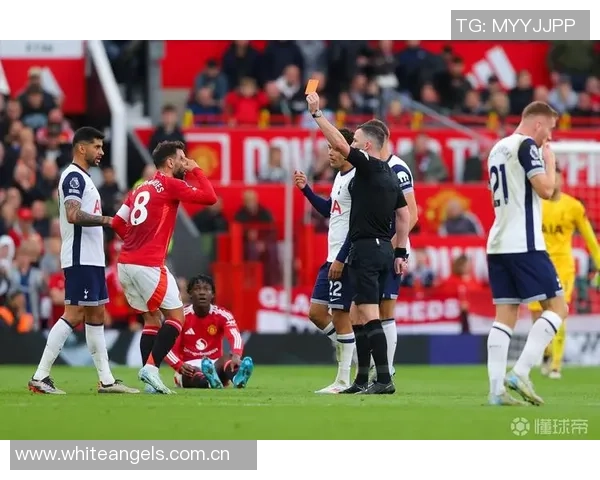 镜报曝B费因不满比赛踹门事件险致曼联放弃签约计划