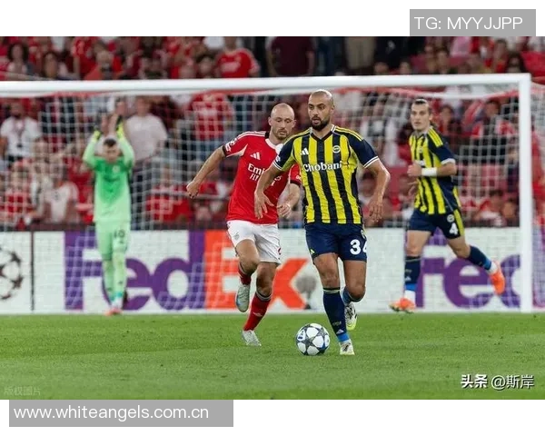 斯皮纳佐拉谈本菲卡比赛节奏与攻击性表现的优势分析