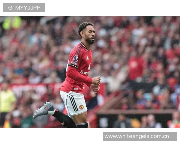 阿玛德社交媒体分享摸姆伯莫光头视频齐尔克泽调侃为何不能参与摸头活动