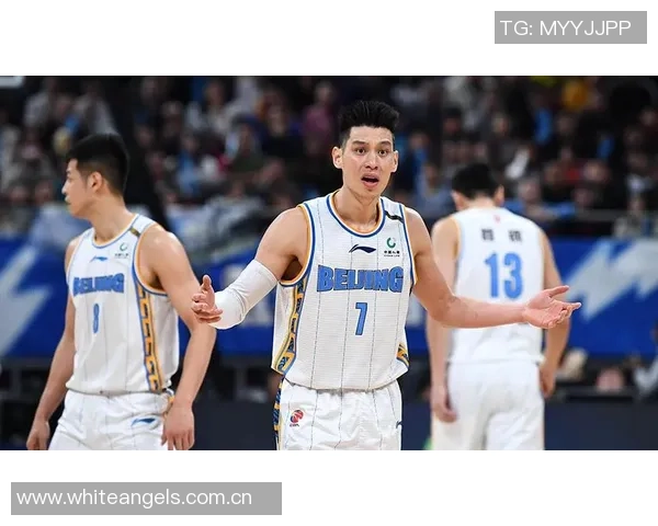 吉莱斯皮强调新阵容年轻活力十足努力重塑球队赢球文化与习惯