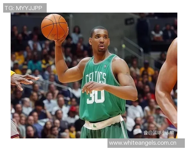 摄影师遭遇困境新赛季定妆照球员身高缩水引发热议