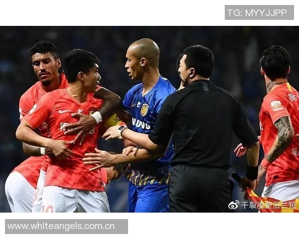 阿苏埃错失双重单刀机会特谢拉助攻被赵贤祐神扑拦截 阿苏埃错失双重单刀机会特谢拉助攻被赵贤祐神扑拦截