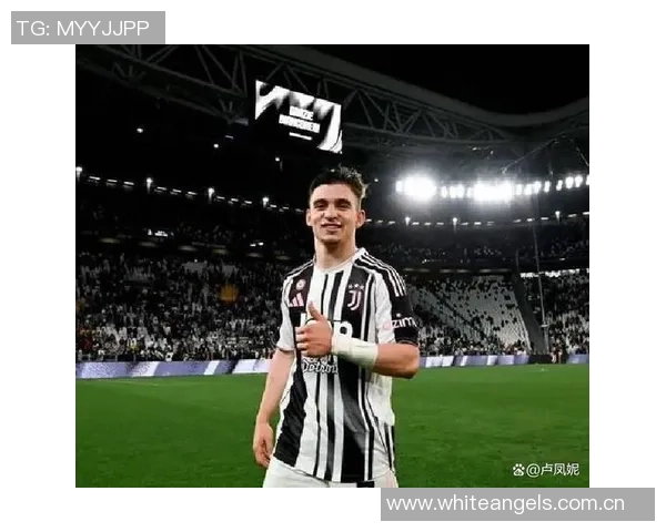 孔塞桑伊尔迪兹华丽过人连连挑战防线前者射门被挡精彩瞬间引发全场欢呼 孔塞桑伊尔迪兹华丽过人连连挑战防线前者射门被挡精彩瞬间引发全场欢呼