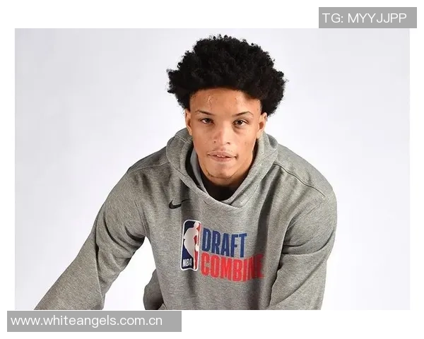 罗林斯展现巨星潜力AJ格林凭借特点成功立足NBA 罗林斯展现巨星潜力AJ格林凭借特点成功立足NBA