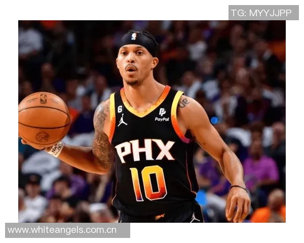 太阳队续约瑞安邓恩第三年球队选项上季场均69分36篮板表现稳定