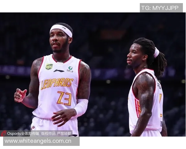 双爹战术的隐忧若卢指导继续重用哈登与伦纳德快船恐难逆袭成功